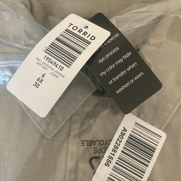 NWT two piece lot! Twill Essentials Anorak Jacket Plus Size 30 Tan and SS tee. - Picture 3 of 6